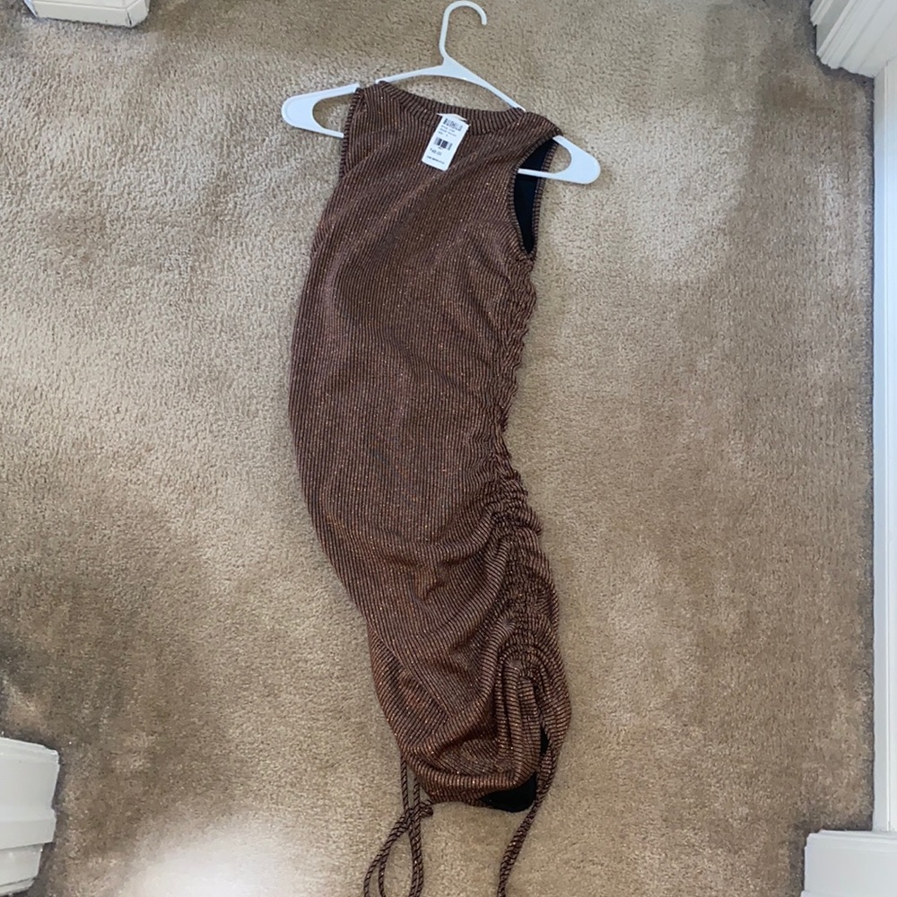 Glitter/shiny fitted highneck dress - Picture 1 of 4